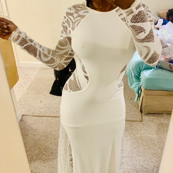 Dress - Picture 2 of 10